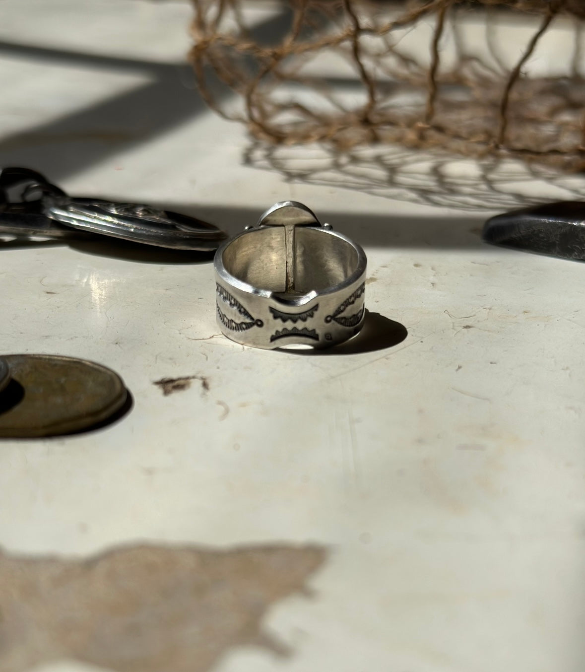 Bague “White Buffalo” (T63)