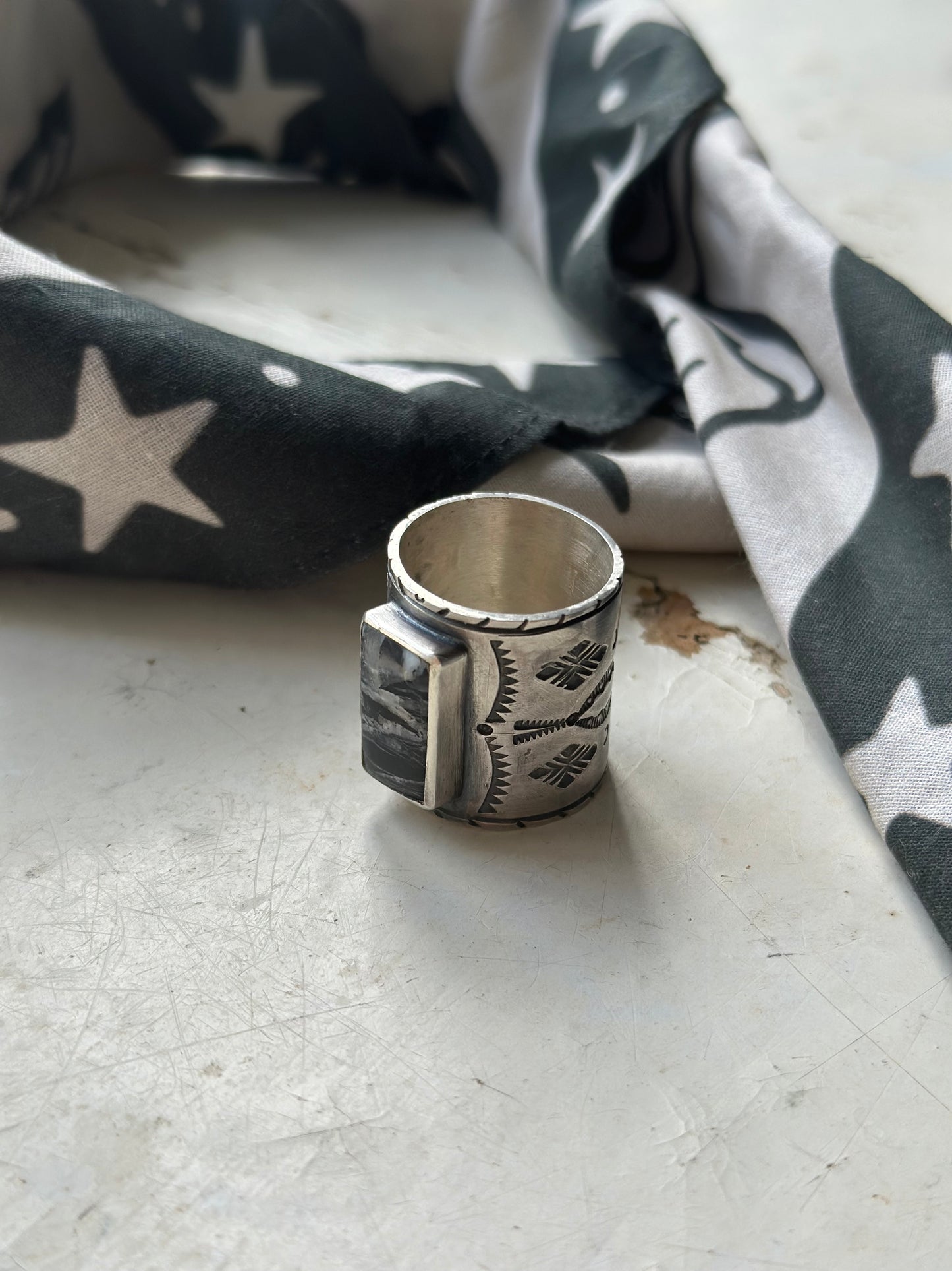 Porte foulard “White Buffalo”