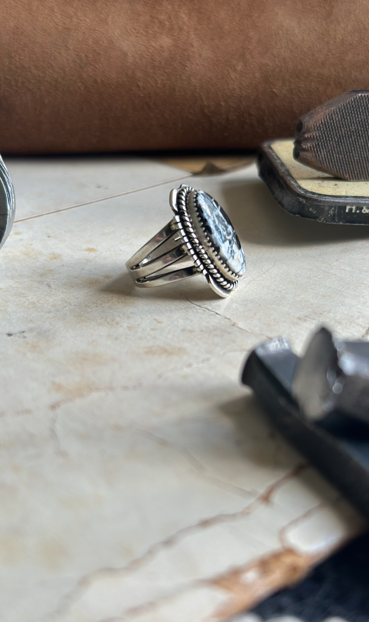 Bague “White Buffalo” (T50)