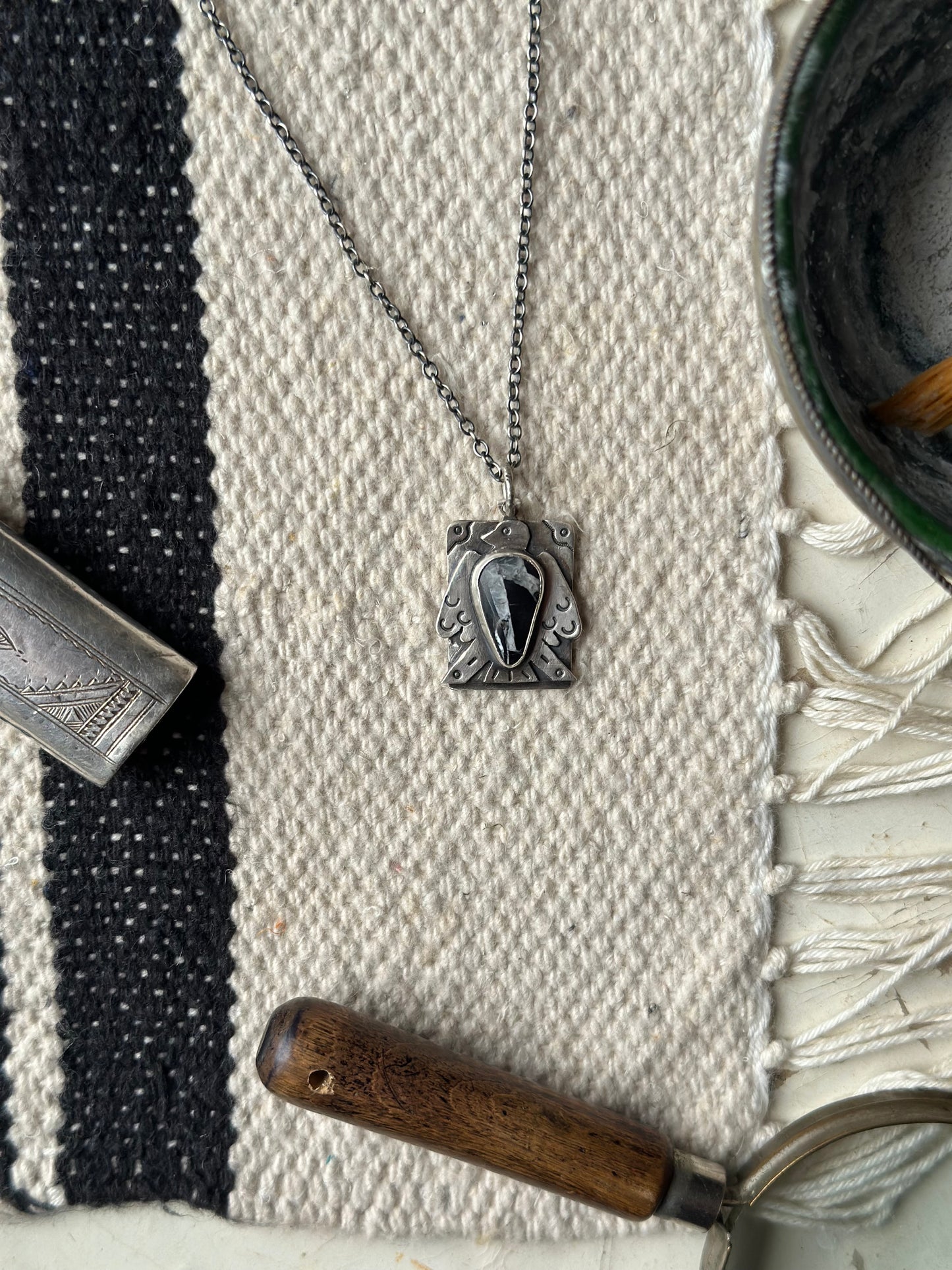 Collier “White Buffalo”