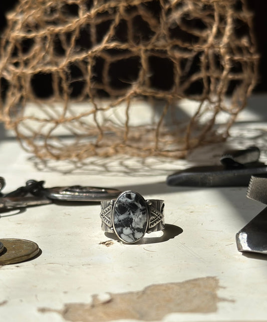 Bague “White Buffalo” (T63)