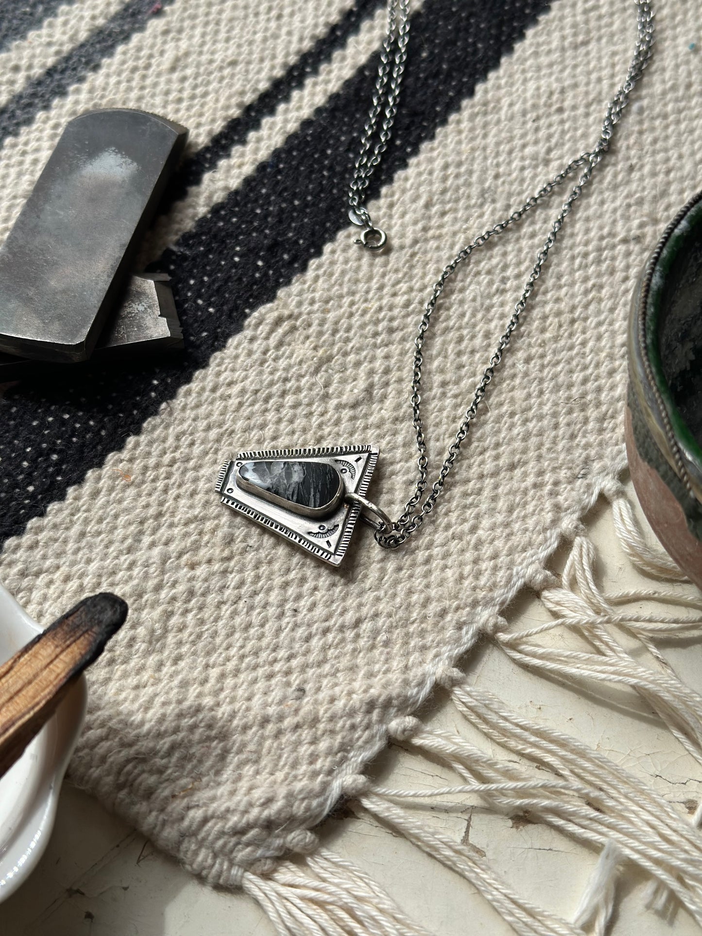 Collier “White Buffalo ”